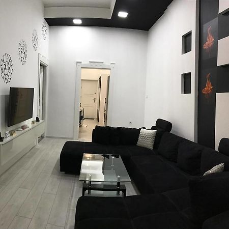 Manyi Apartman Debrecen Exterior photo